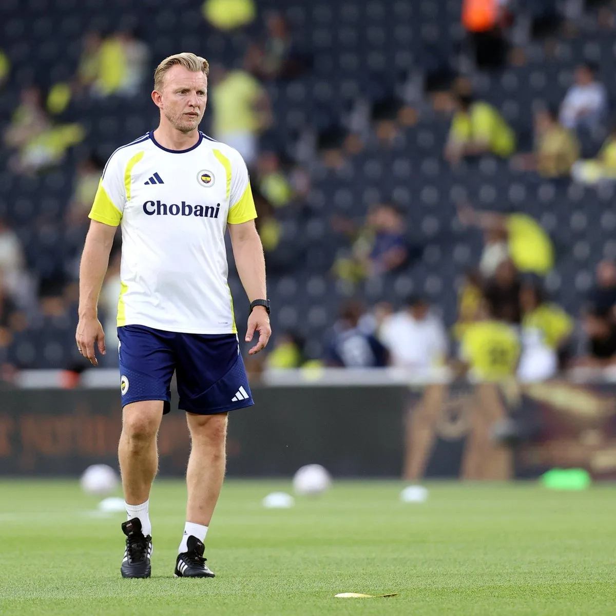 Fenerbahçe’de İsmail Kartal sonrası görev Dirk Kuyt’ta